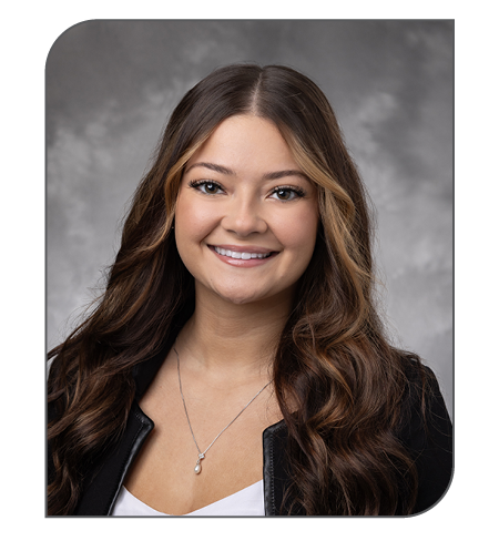 Elaina Parsley Headshot