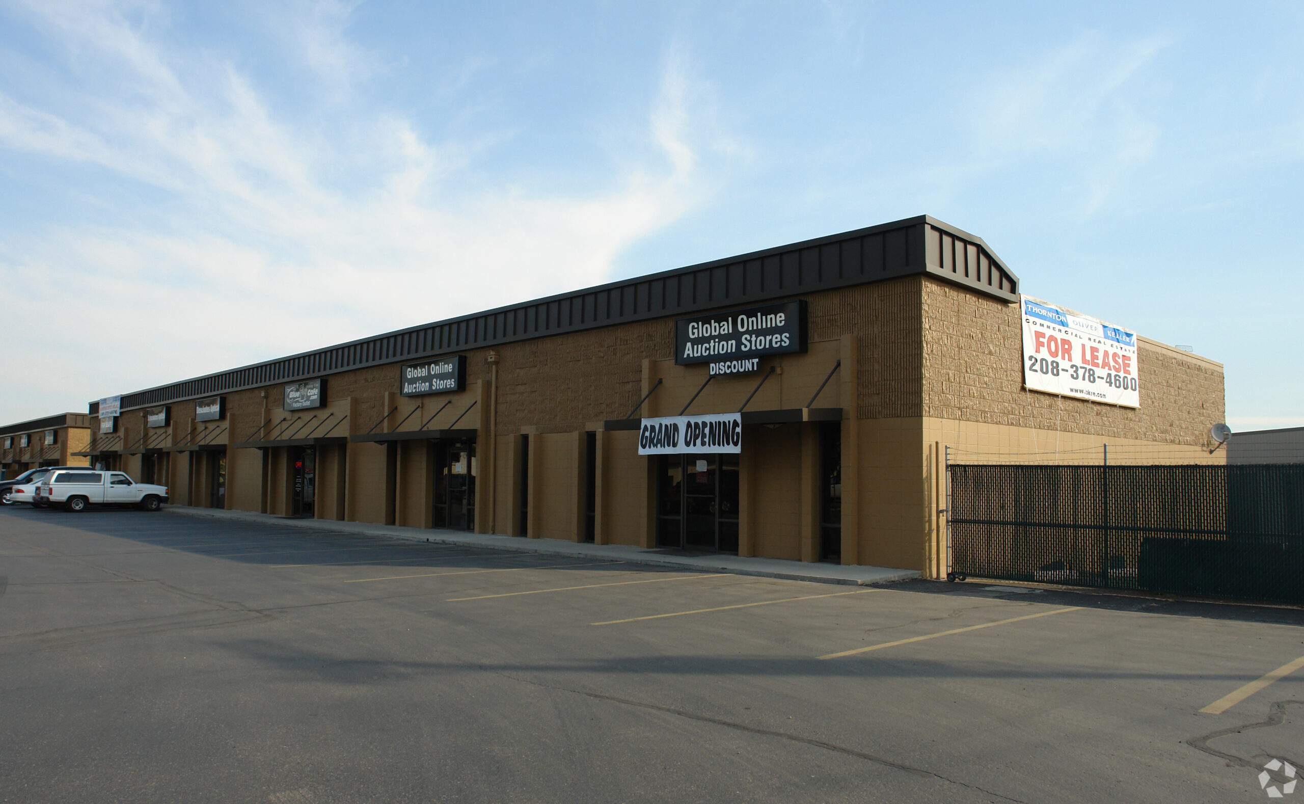 Recently Leased Retail Space Garden City, ID Lee