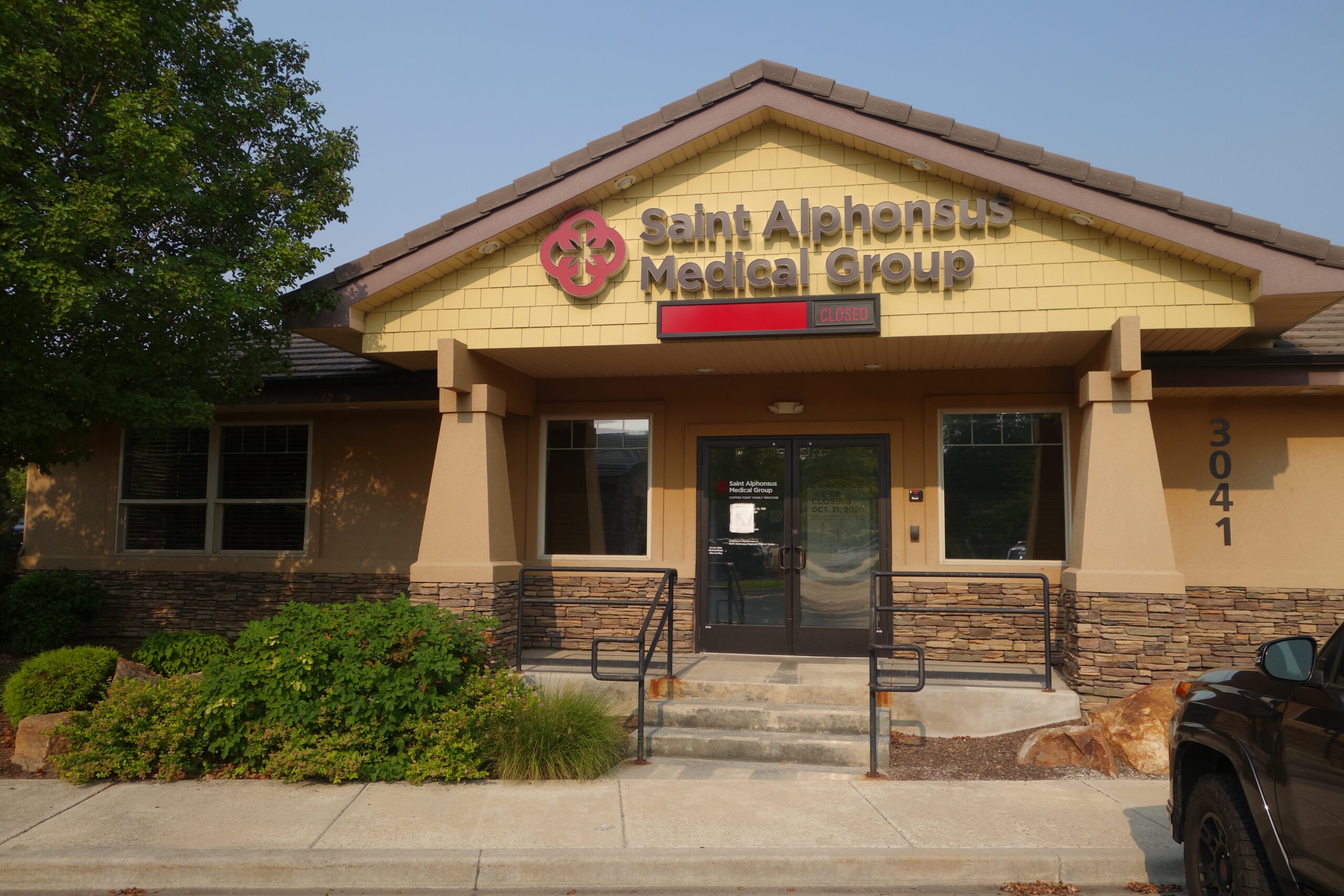 4,060 SF Medical Office For Sale or Lease Meridian, ID Lee