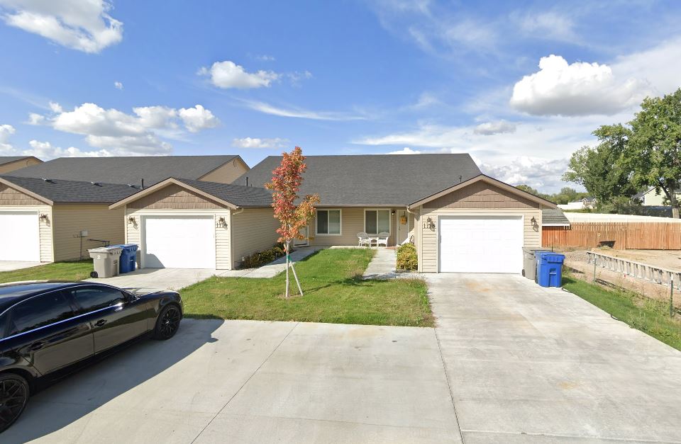 Recently Sold 2,810 SF Duplex Nampa, ID Lee & Associates Idaho, LLC