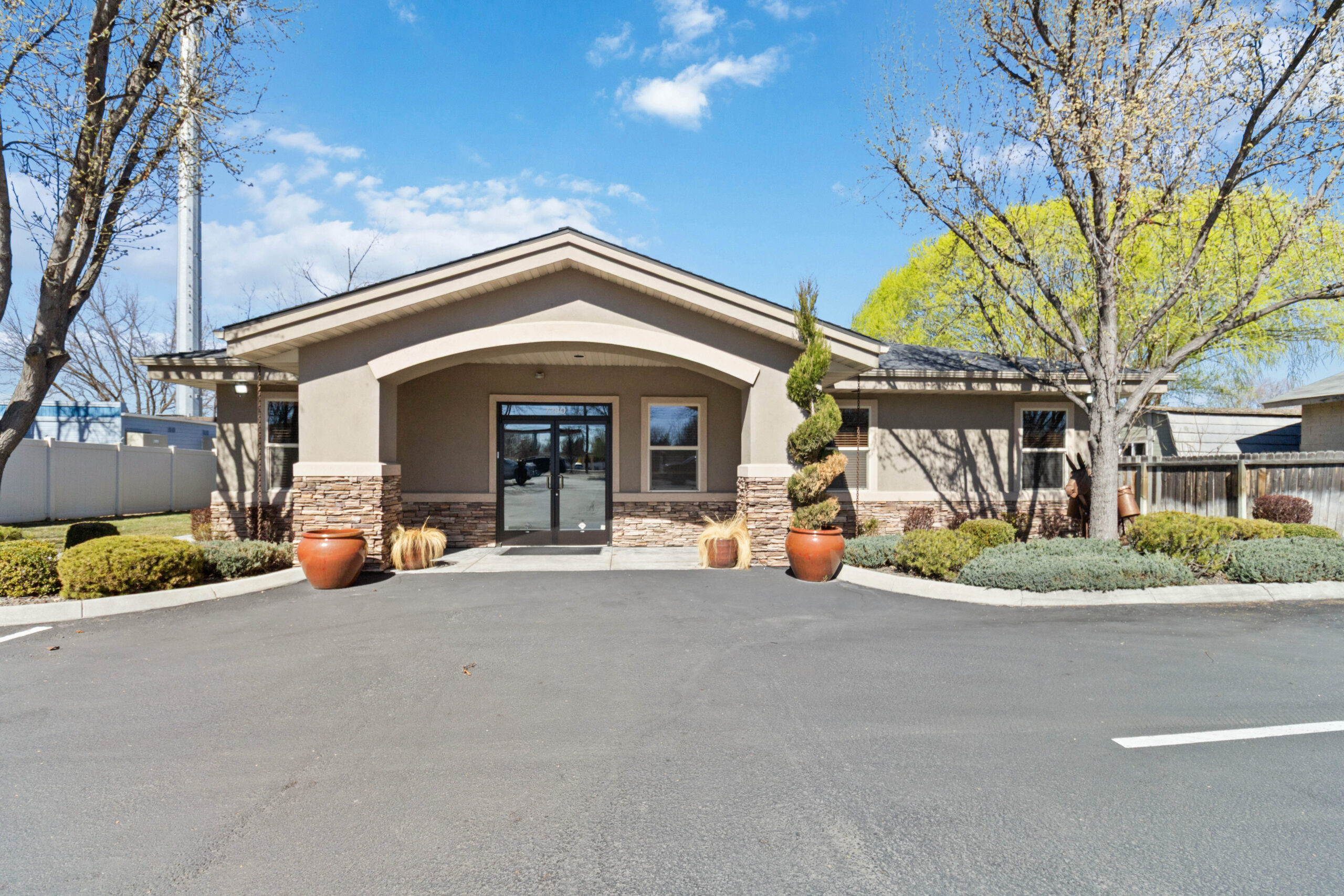 4,638 SF | Well-Maintained Office Building | For Lease | Boise, ID ...