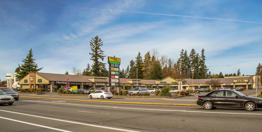 Arlington Retail Center Purchased for 7.165M Lee & Associates