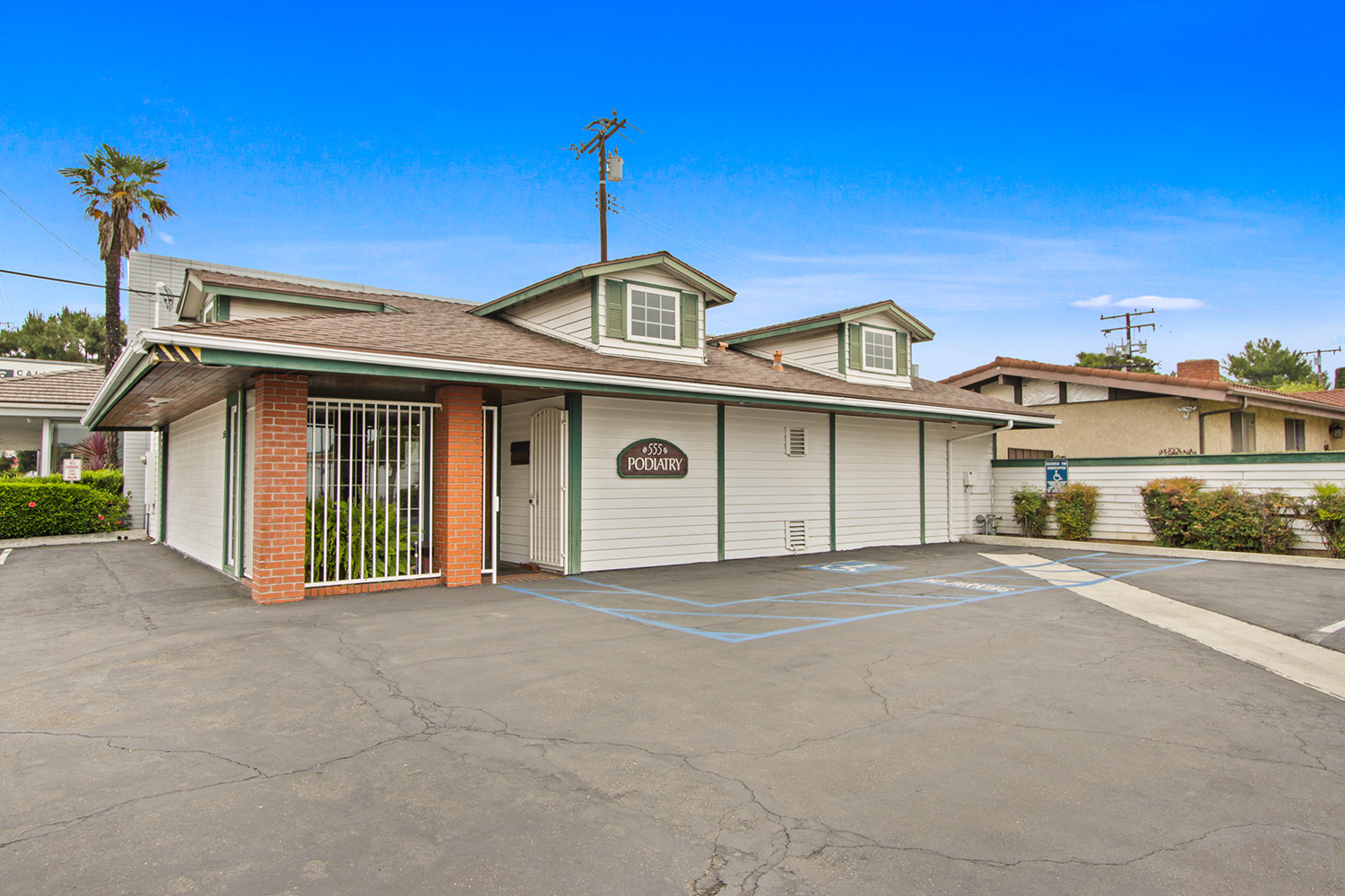 555 N Tustin Street