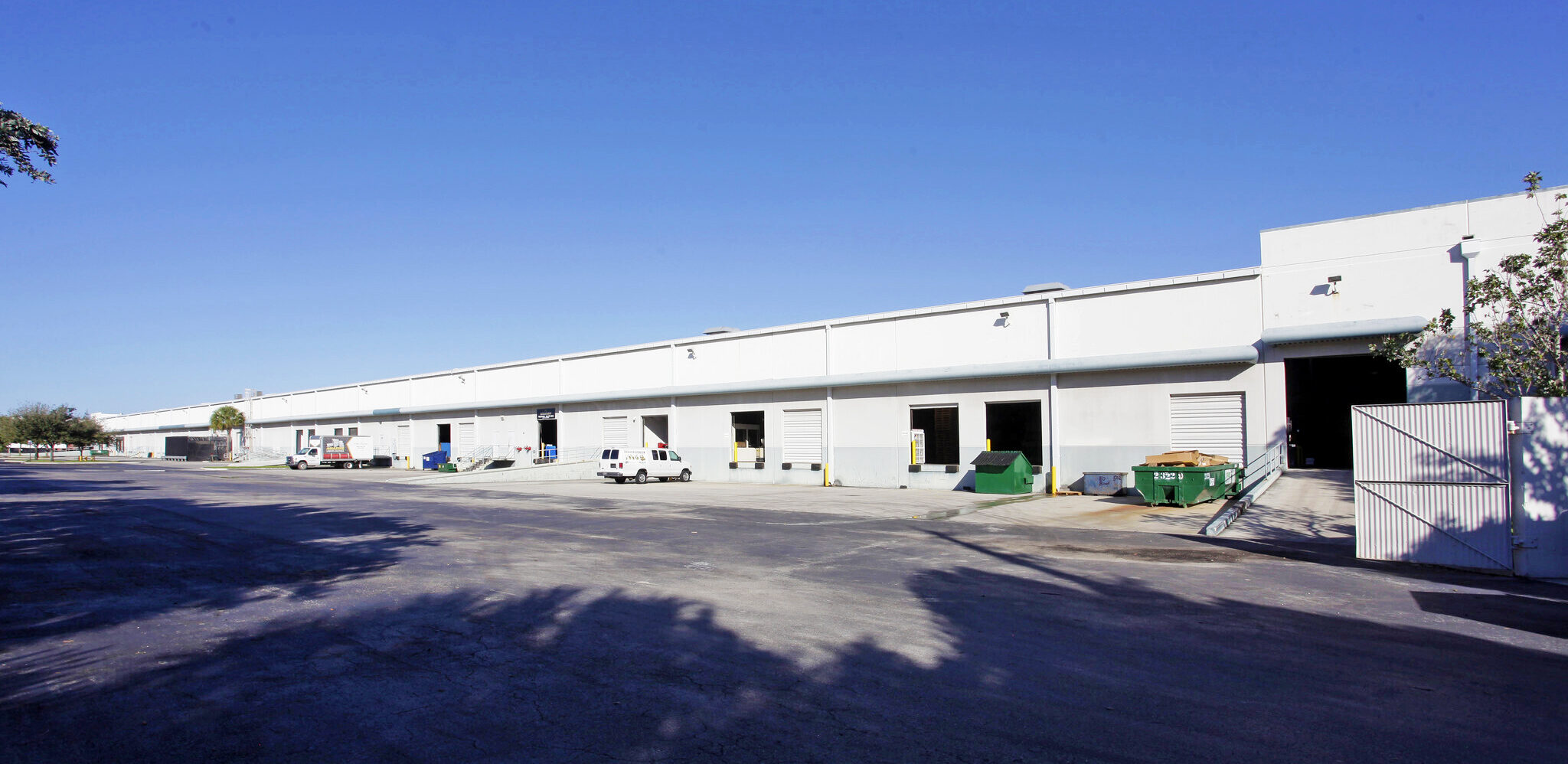William Domsky & Corbin Blount Represent Tenant, Windy City Wire, in 24,000 SF Lease Renewal at Pompano Business Center William Domsky & Corbin Blount Represent Tenant, Windy City Wire, in 24,000 SF Lease Renewal at Pompano Business Center
